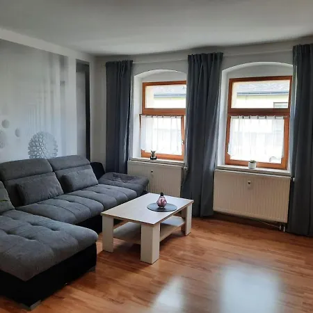 Neu! Geschmackvolle Fewo Lengenfeld Lengenfeld  Buitenkant foto