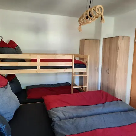 Neu! Geschmackvolle Fewo Lengenfeld Lengenfeld  Buitenkant foto