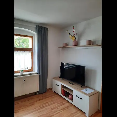 Neu! Geschmackvolle Fewo Lengenfeld Lengenfeld  Buitenkant foto